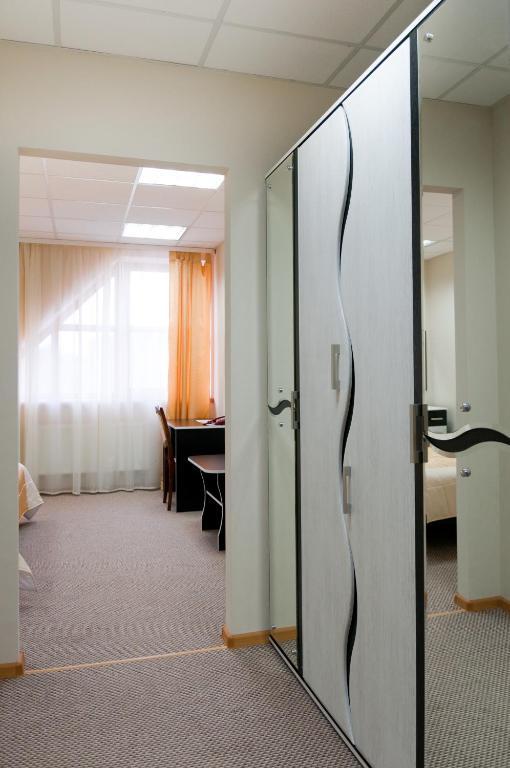 Avenue Hotel Zaslawye חדר תמונה